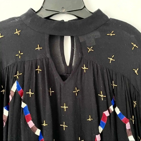 Anthropologie Chloe Oliver Marrakesh 
BLACK EMBROIDERED BEADED SWING BLOUSE NWOT - Picture 8 of 14